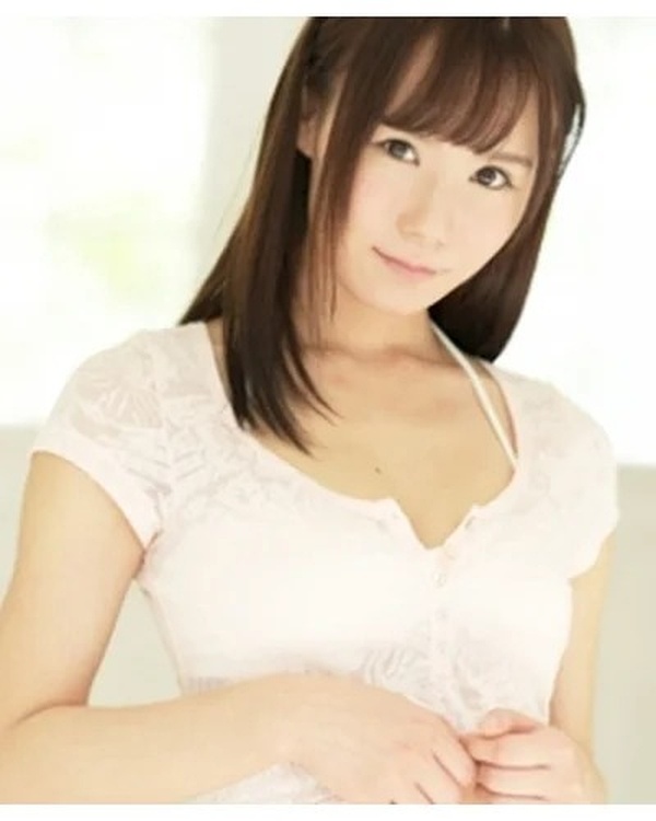 ภาพโปรไฟล์ทางการ มิรุ (ซากามิจิ มิรุ) (Miru Sakamichi)