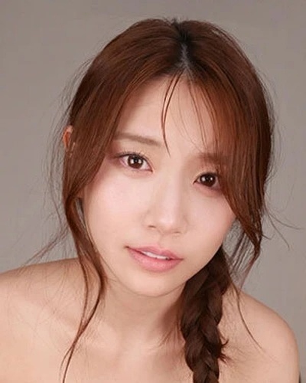 ภาพโปรไฟล์ทางการ ไซกะ คาวาคิตะ (Saika Kawakita)
